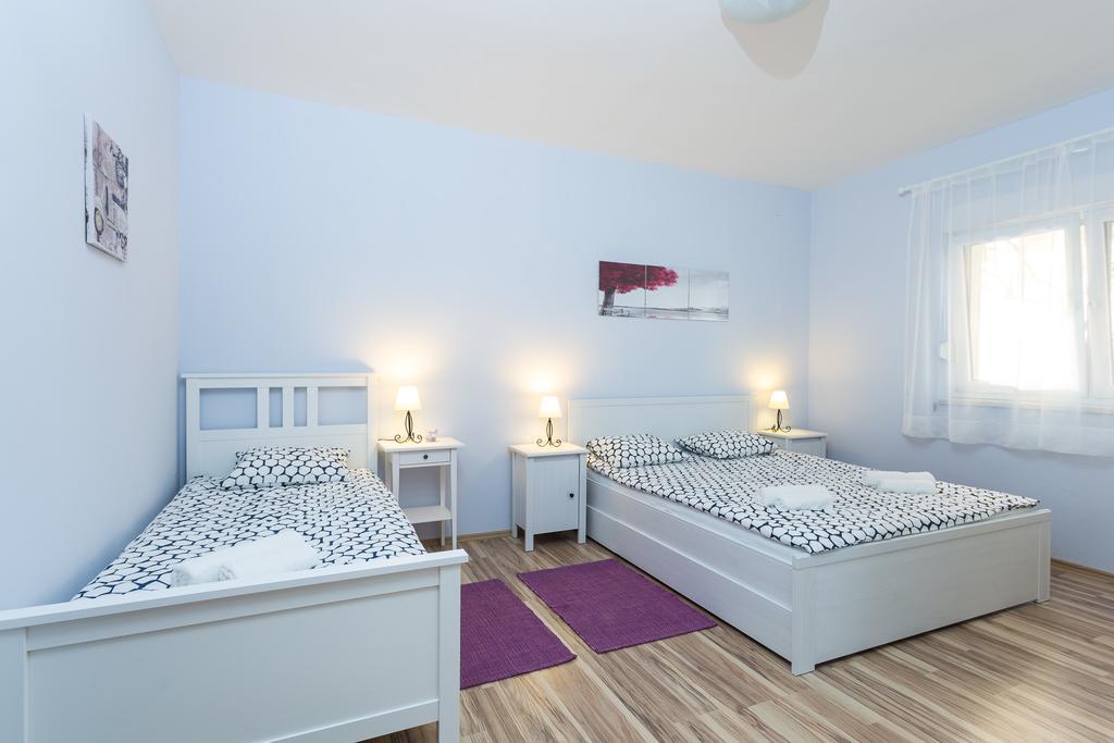 Apartment Perunika Zadar Exteriör bild