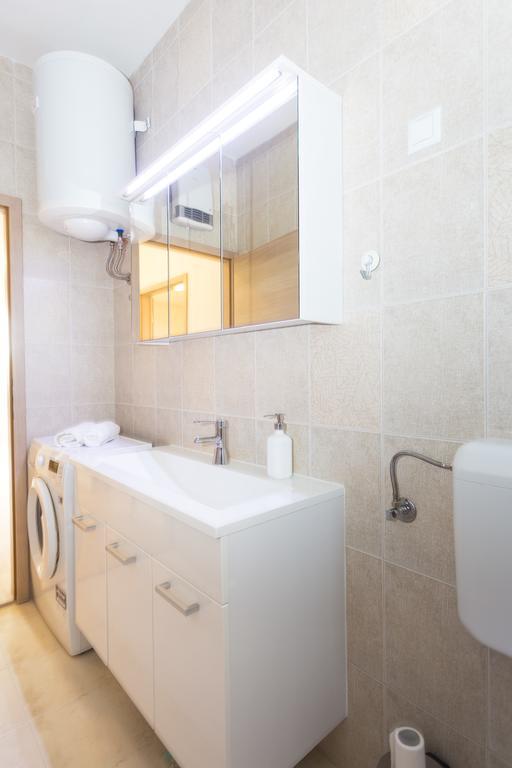 Apartment Perunika Zadar Exteriör bild